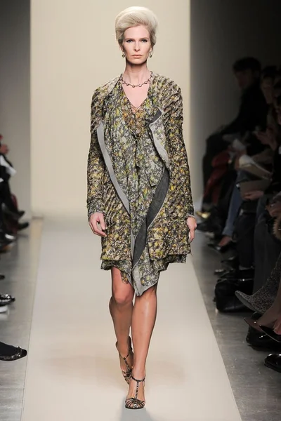 Look 26